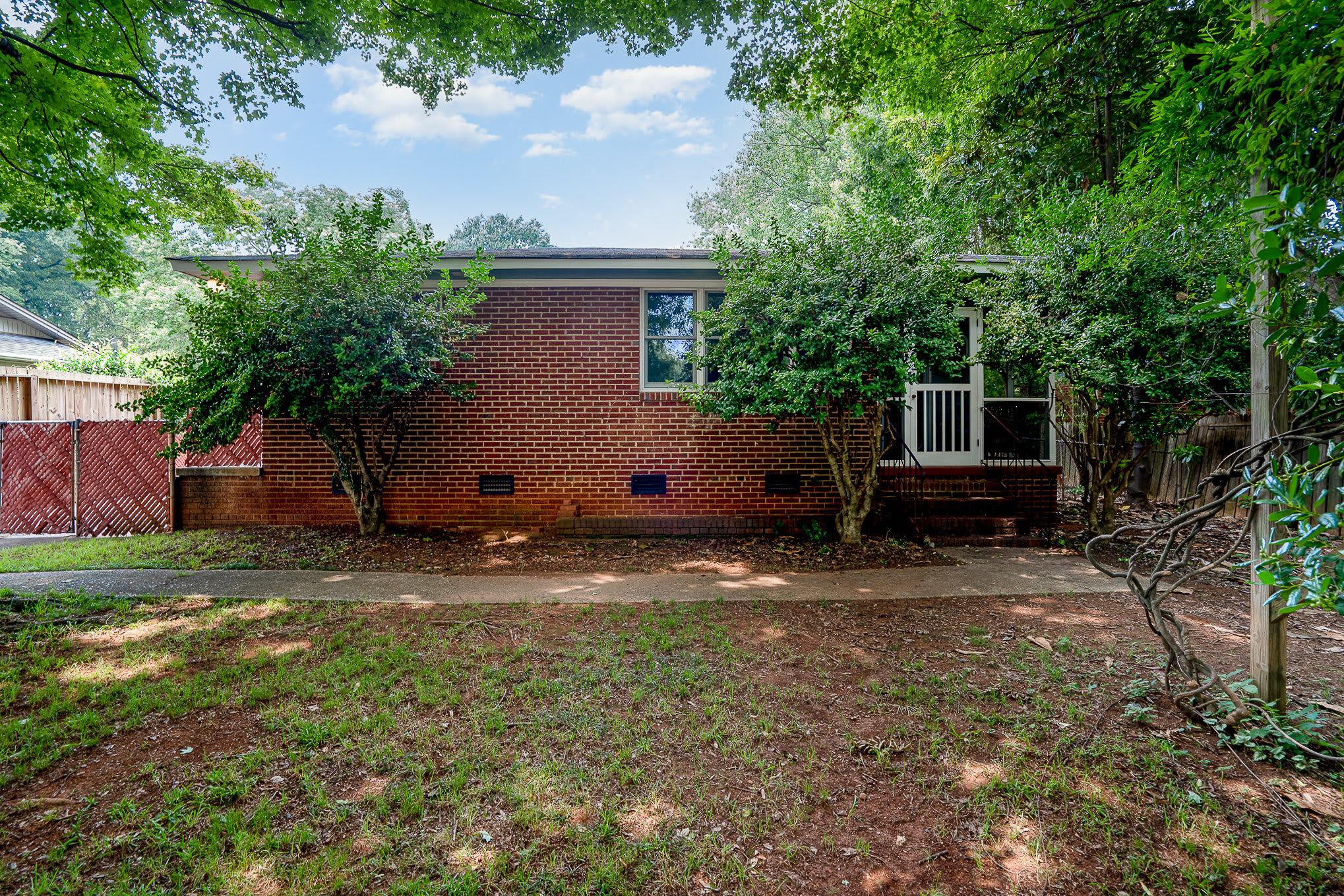 4344 University Drive – photo 1