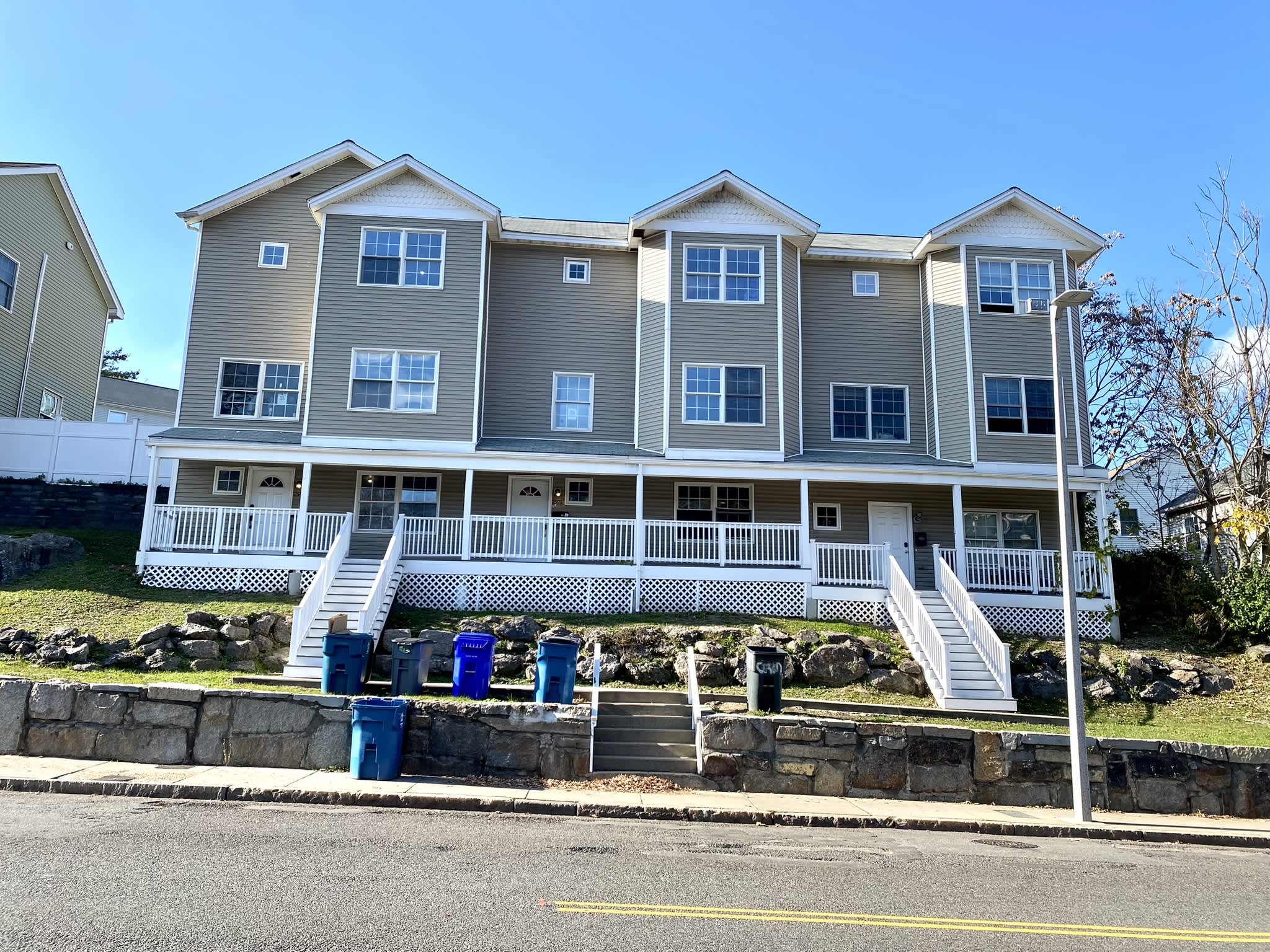 2593 Washington Street – photo 1