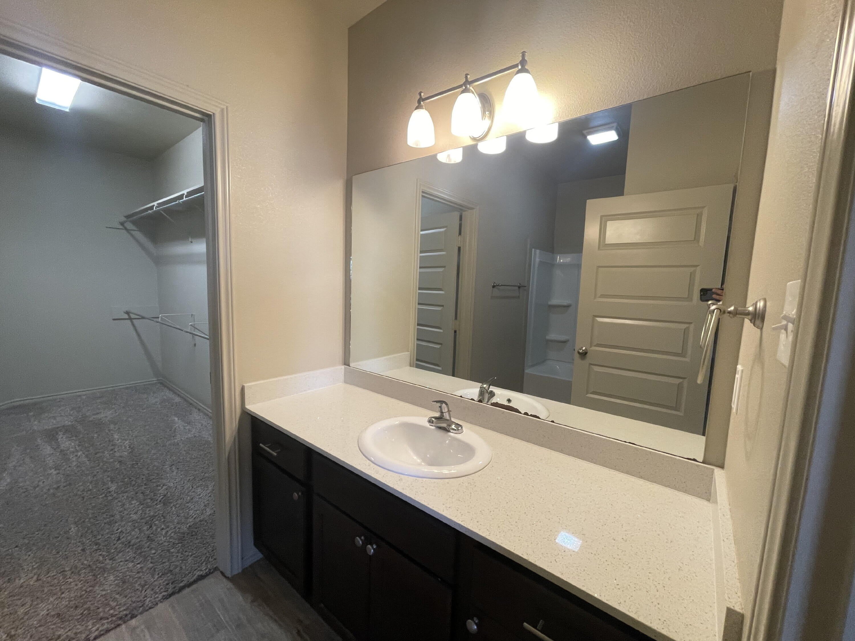 6706 Pontiac Avenue – photo 3