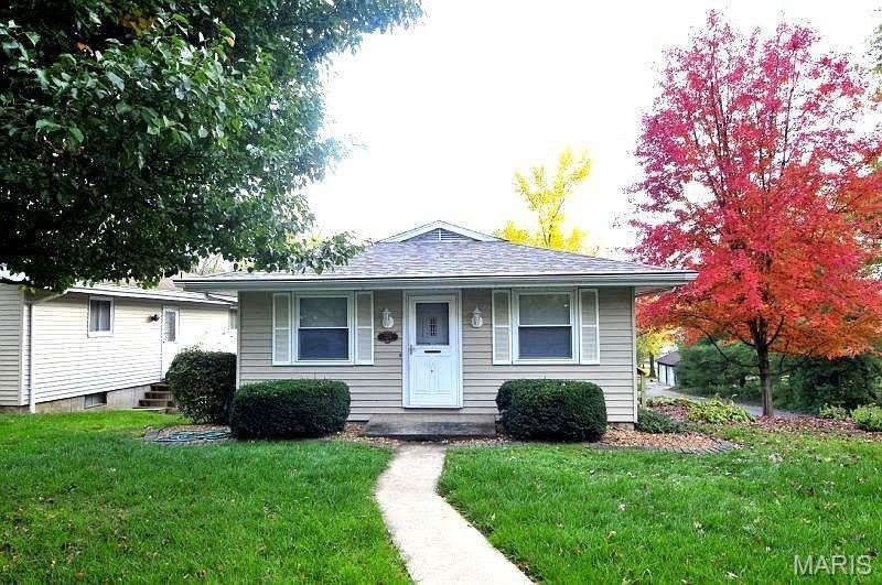 524 Phillipena Street – photo 1