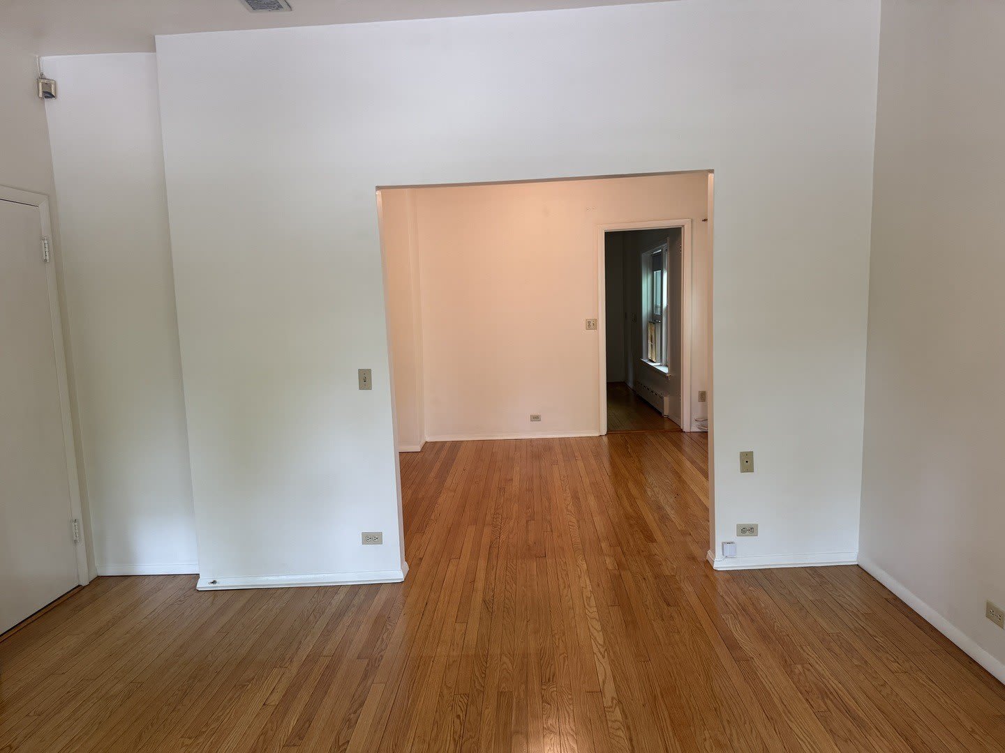 1462 Wilmette Avenue – photo 5