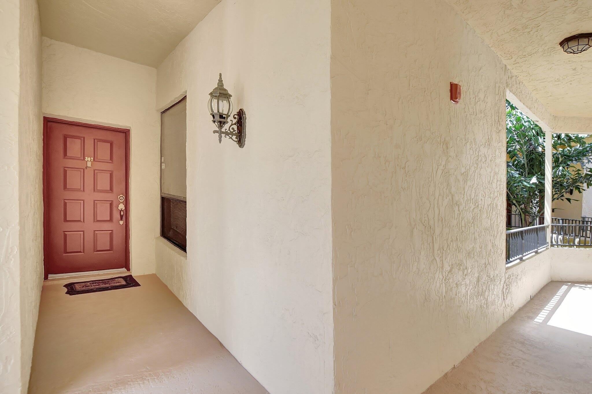 7520 La Paz Boulevard – photo 2