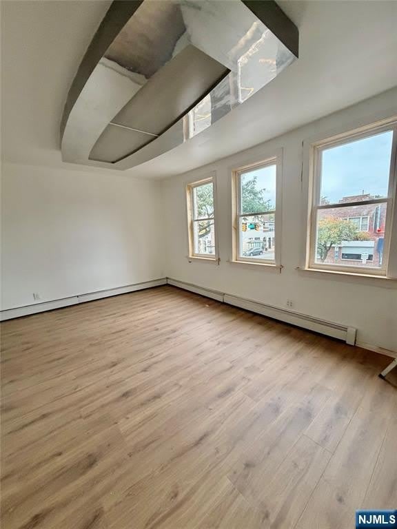 329 Broad Avenue – photo 2