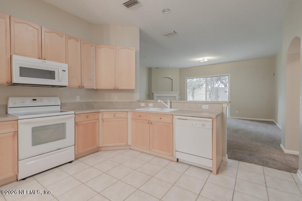 684 SID Drive – photo 3