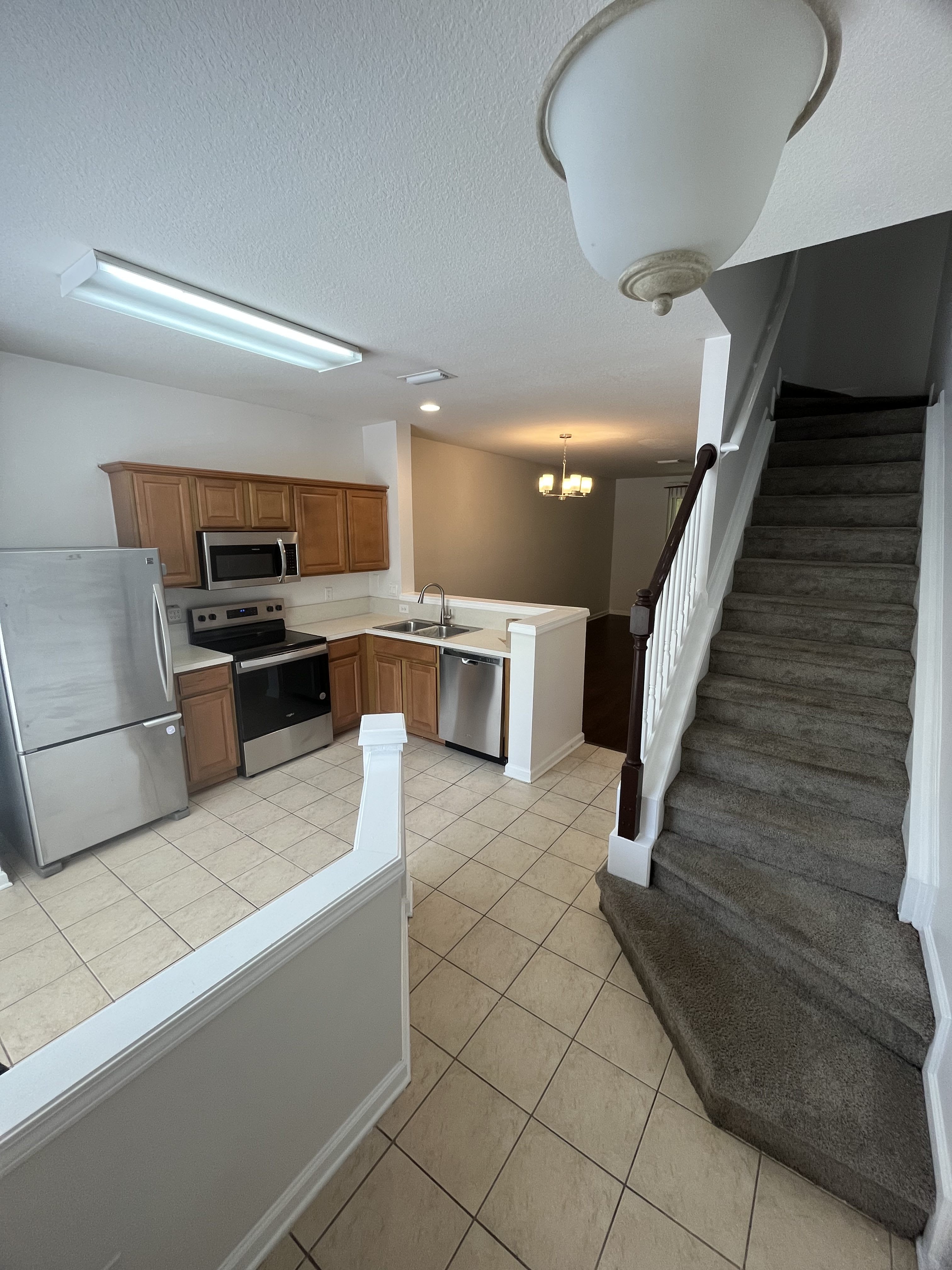 3552 Lone Tree Lane – photo 2