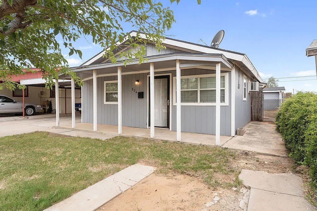 824 S Del Rio Drive – photo 2