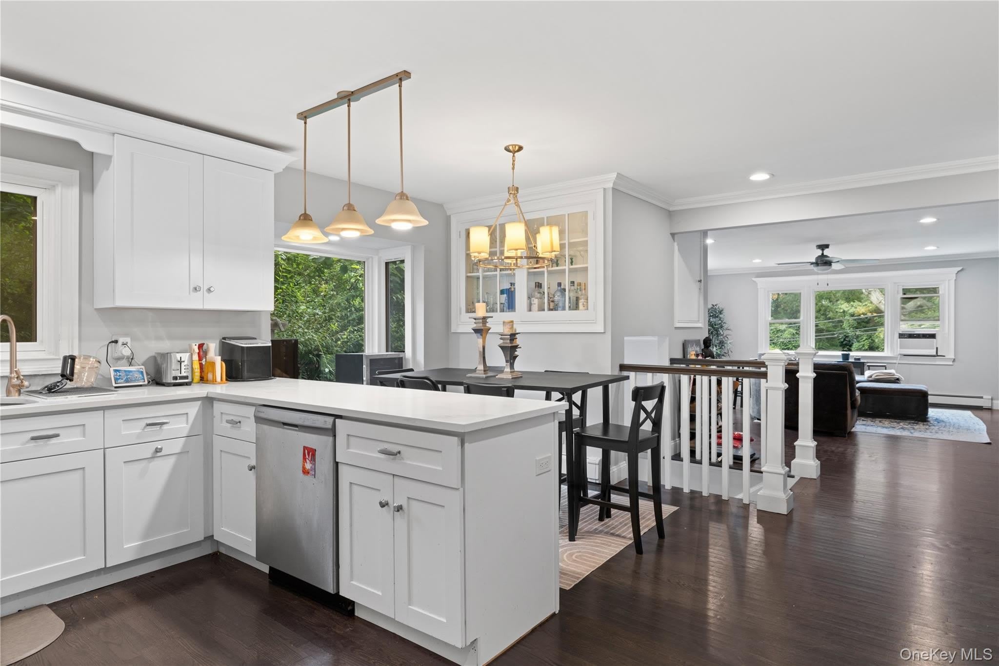 44 Chestnut Avenue – photo 5