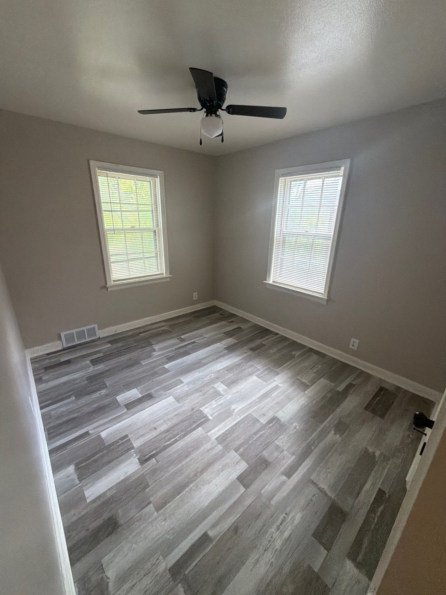 9778 Colony Dr – photo 4