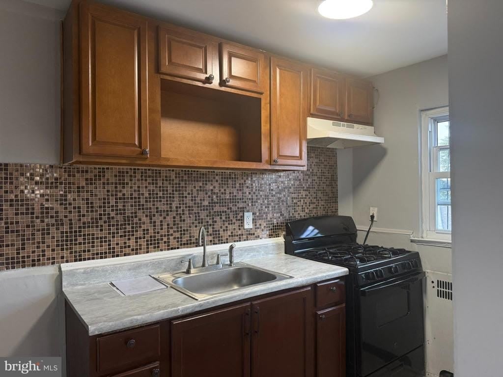 585 SNOWDEN ROAD – photo 4