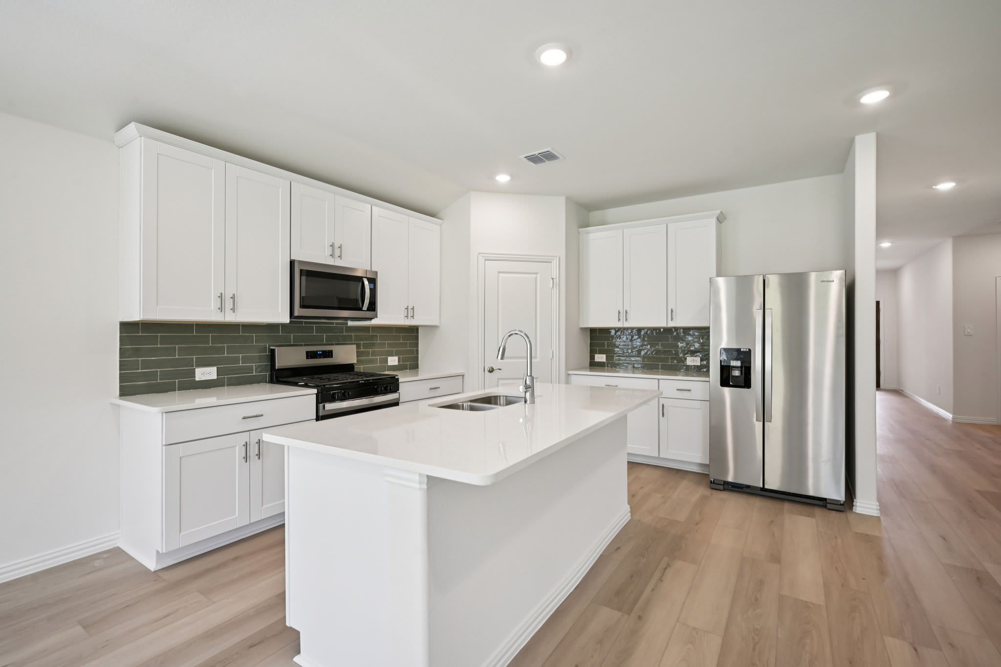 2231 Rannoch Street – photo 5