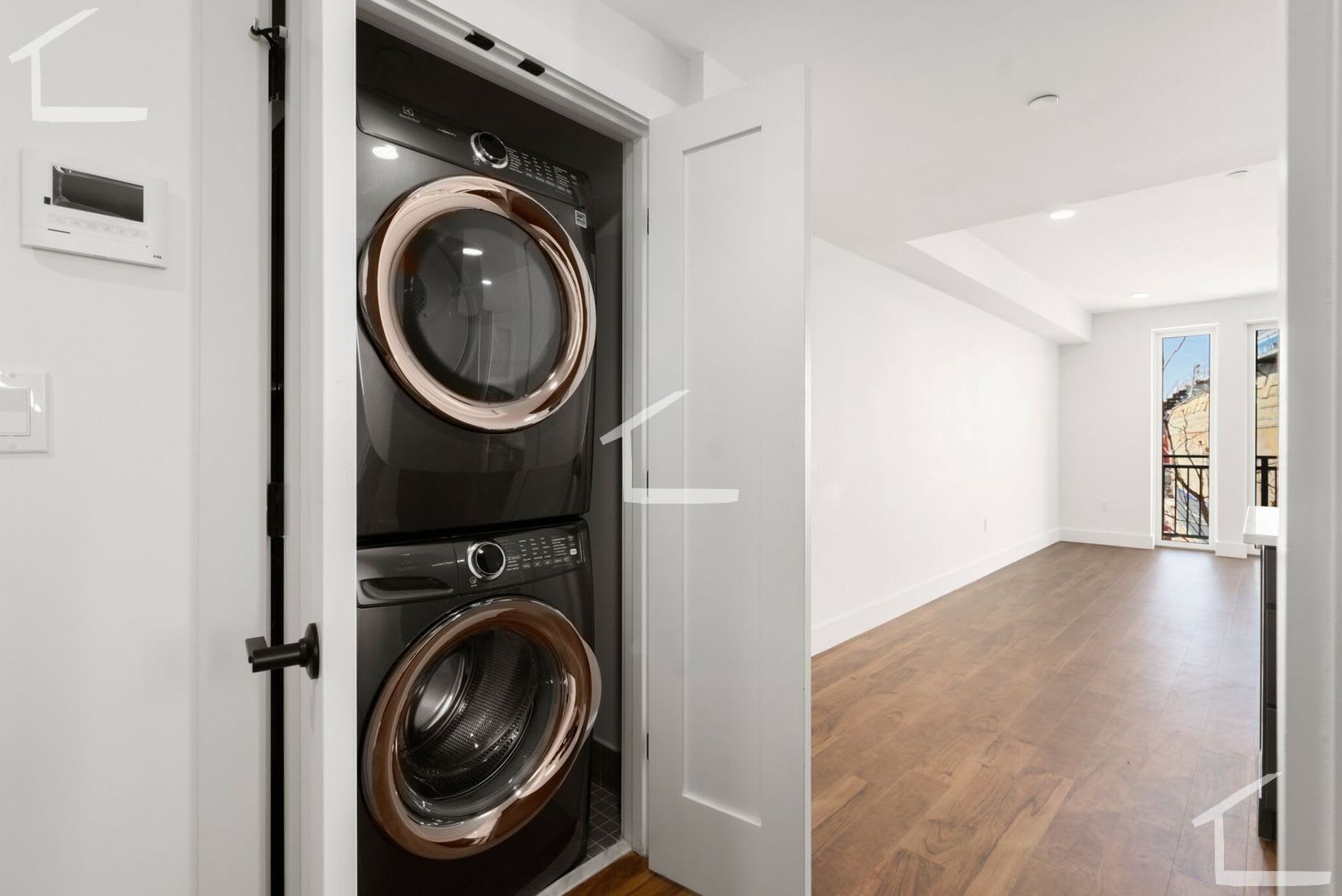 Avail August or September: Modern Allston 3bd! – photo 5