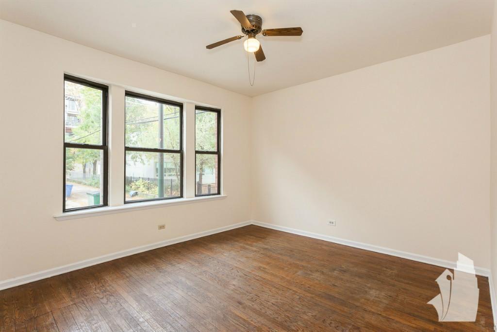 2323 North Kedzie Boulevard – photo 2