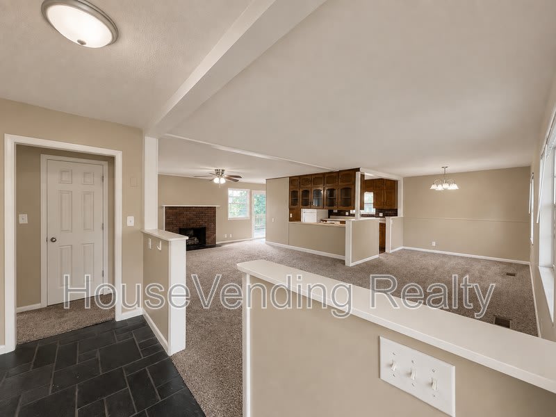 6204 Trailhead Cir – photo 2