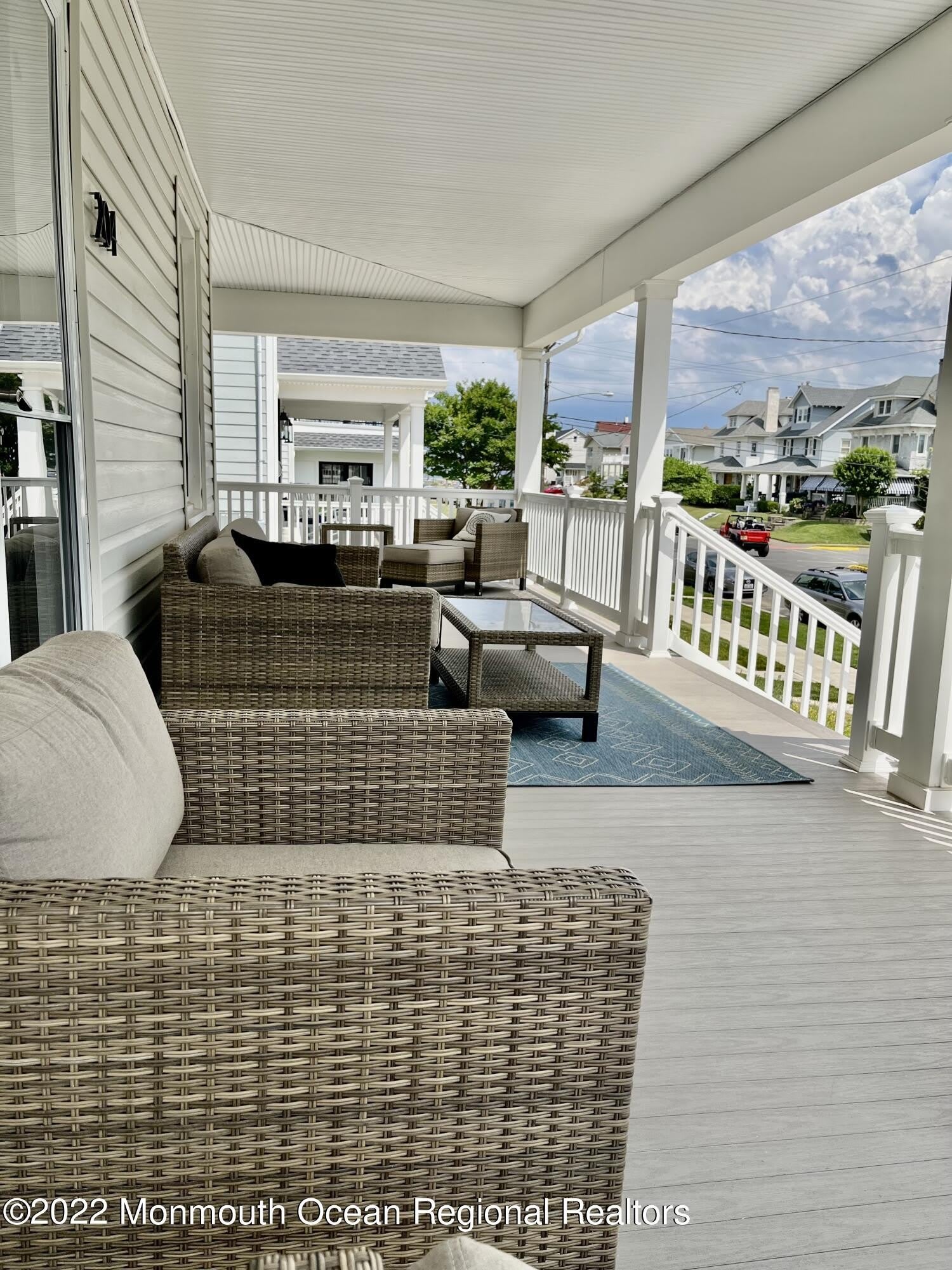 204 4th Avenue – photo 3