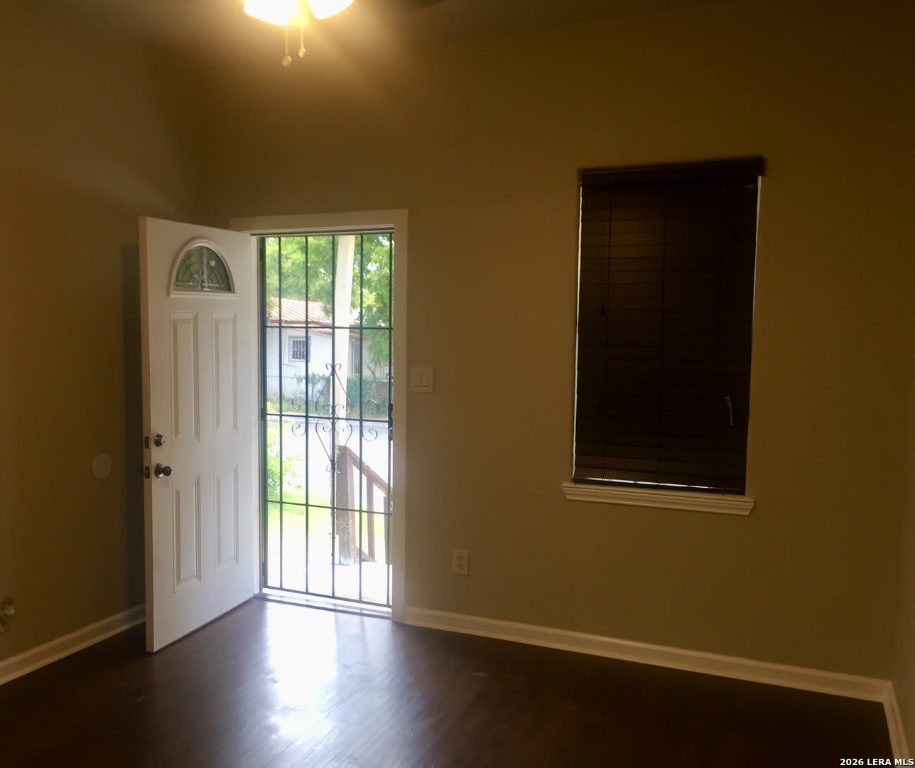 2011 S San Jacinto St. – photo 4