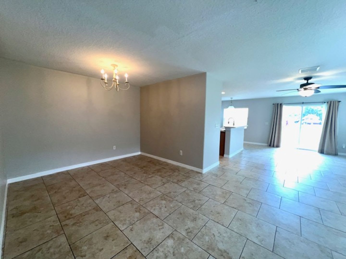Amazing Oviedo Ucf Area Rental Wonderful 3 Bd 2 5 Bath Corner Unit Townhome 1 Car Attached Garage No Carpet Tile On 1St Floor Stairs 2Nd Floor Wood Laminate New Range Microwave Dishwasher Fresh Paint Move In 8 1 2026 – photo 5