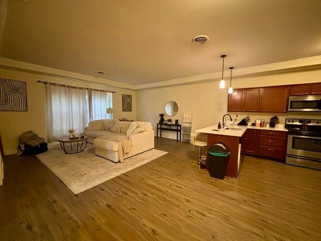 1727 Tower Street – photo 4