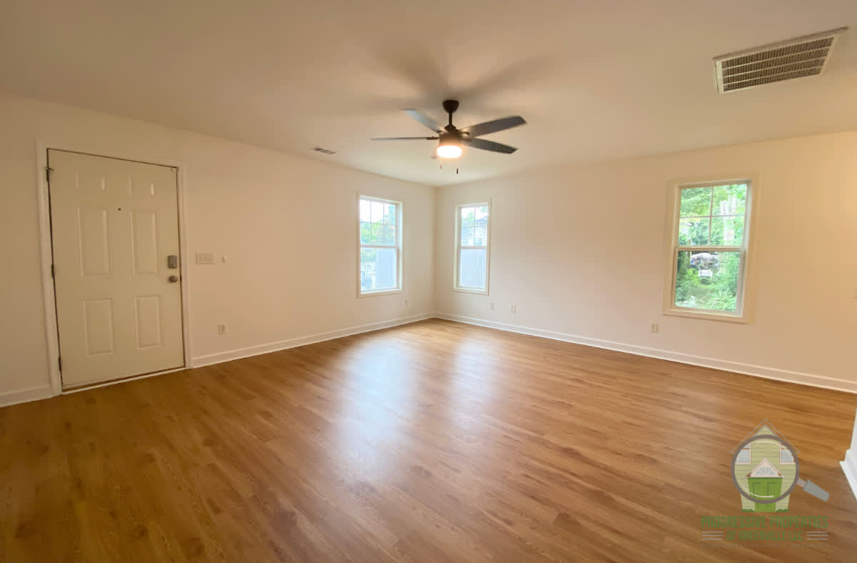 12 Mcleod Street – photo 3