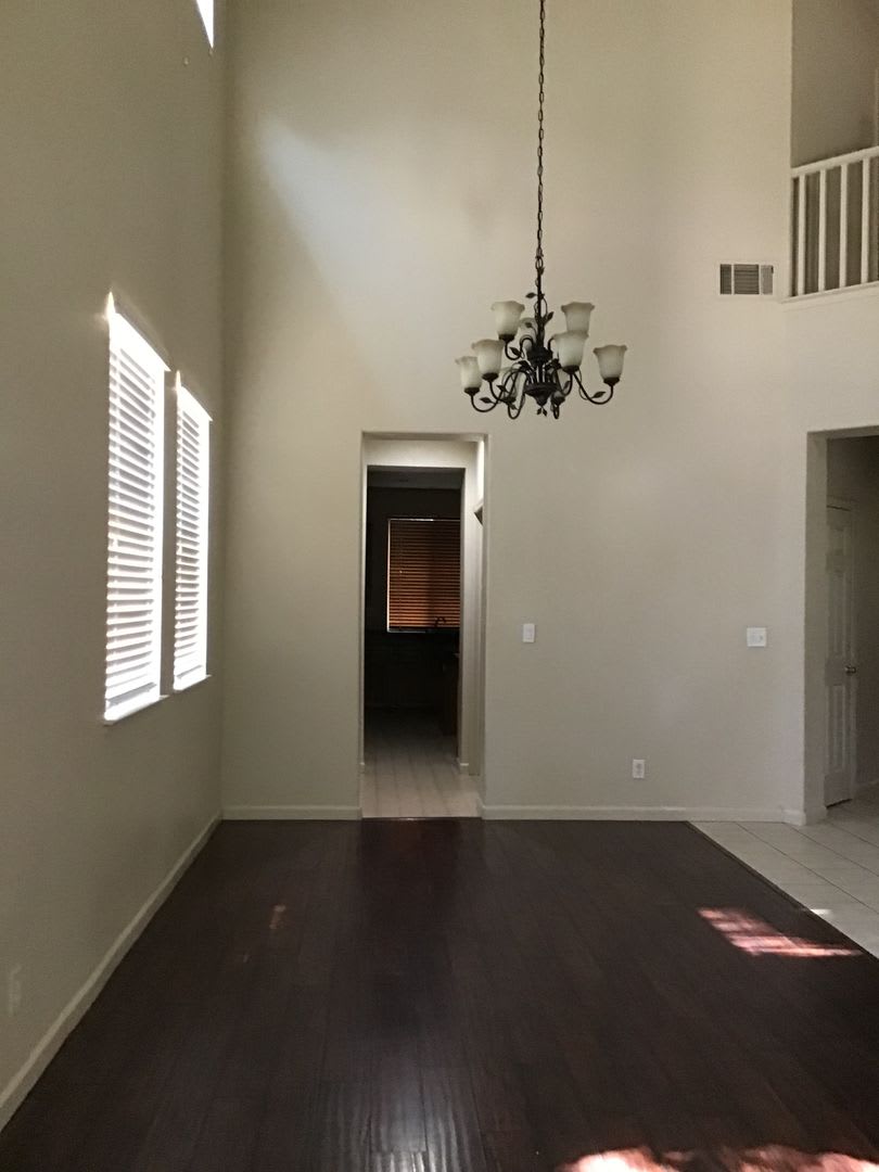 Beautiful 2 Story 4 Bedroom Home – photo 4