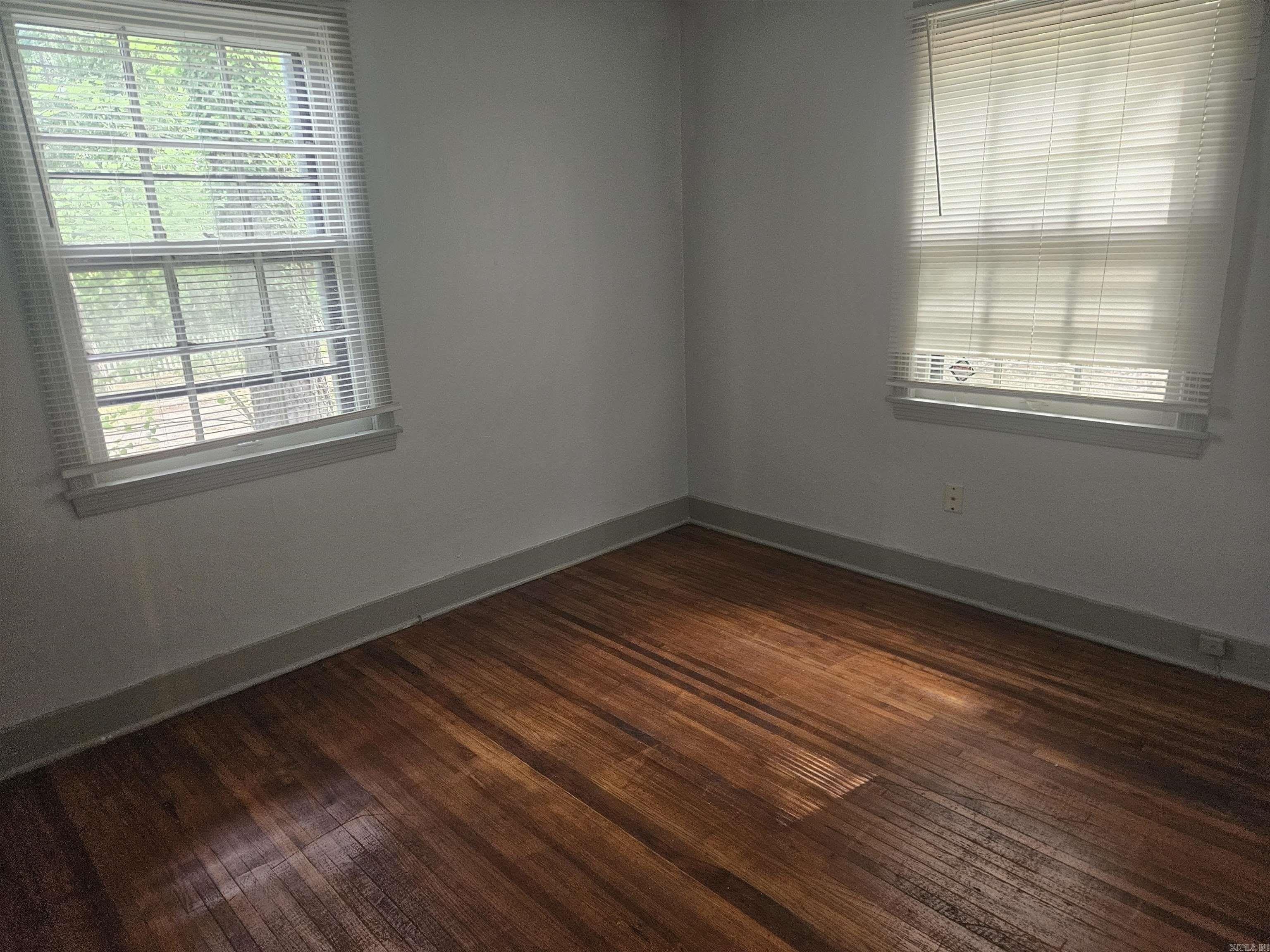 2405 S Fillmore – photo 2