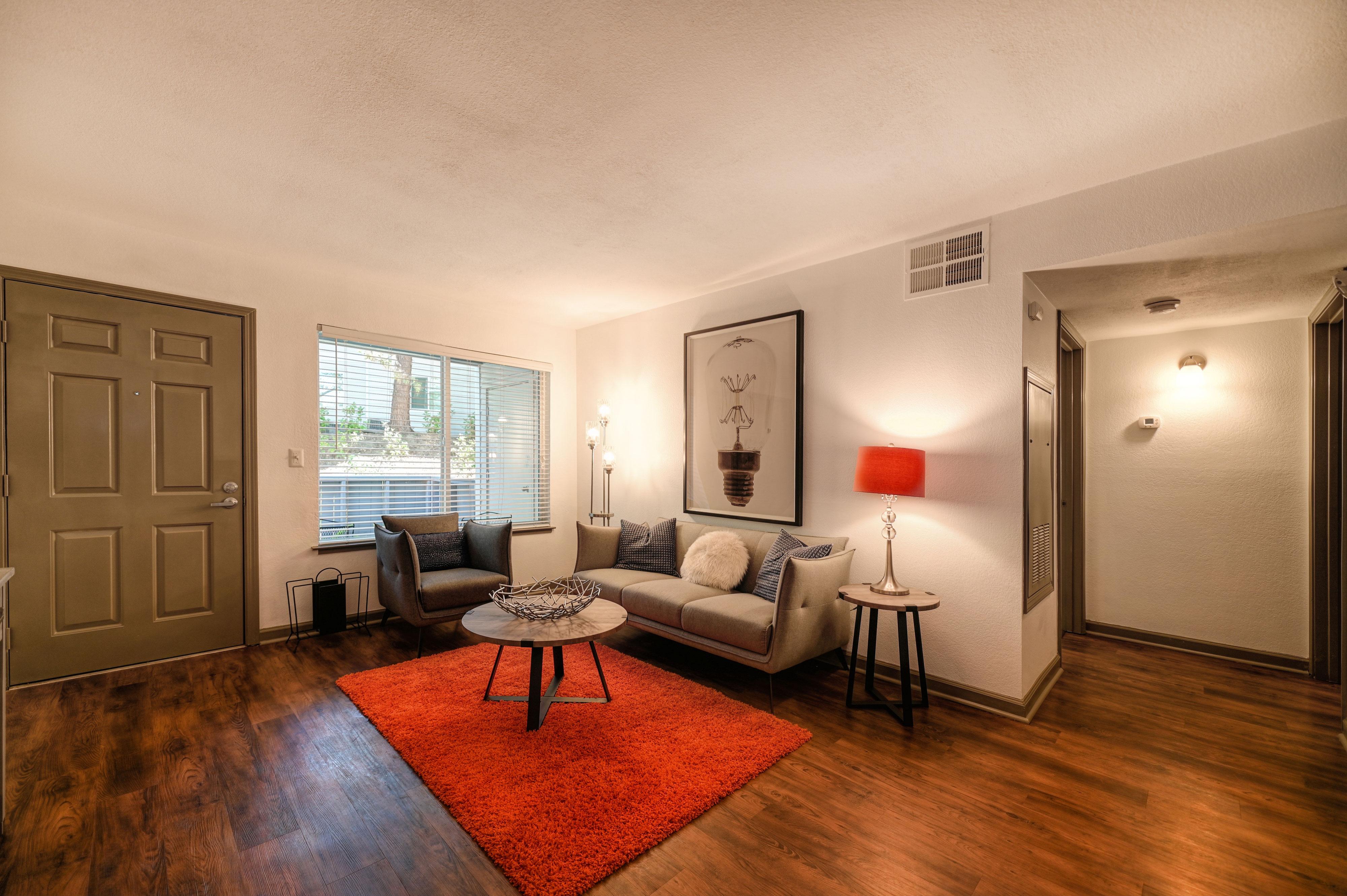 Lake Pointe Apartments – photo 5