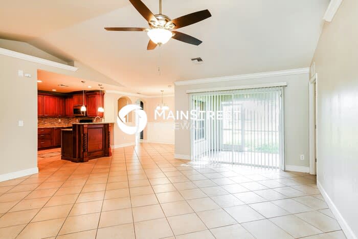 2131 Northwest 17th Avenue – photo 3