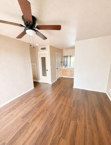 13313 Fruit Avenue NE – photo 5
