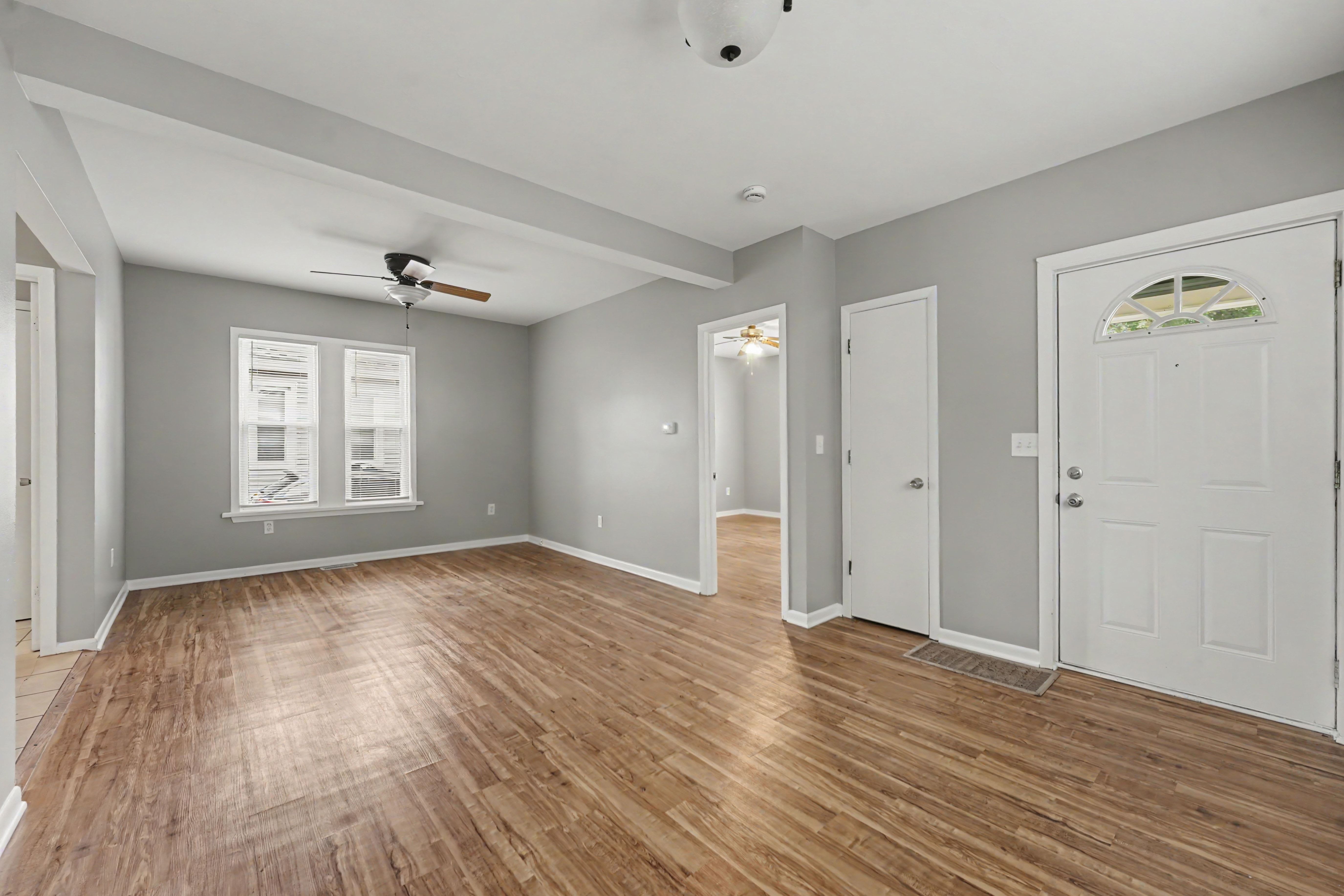 23 Mack Ave NE – photo 3