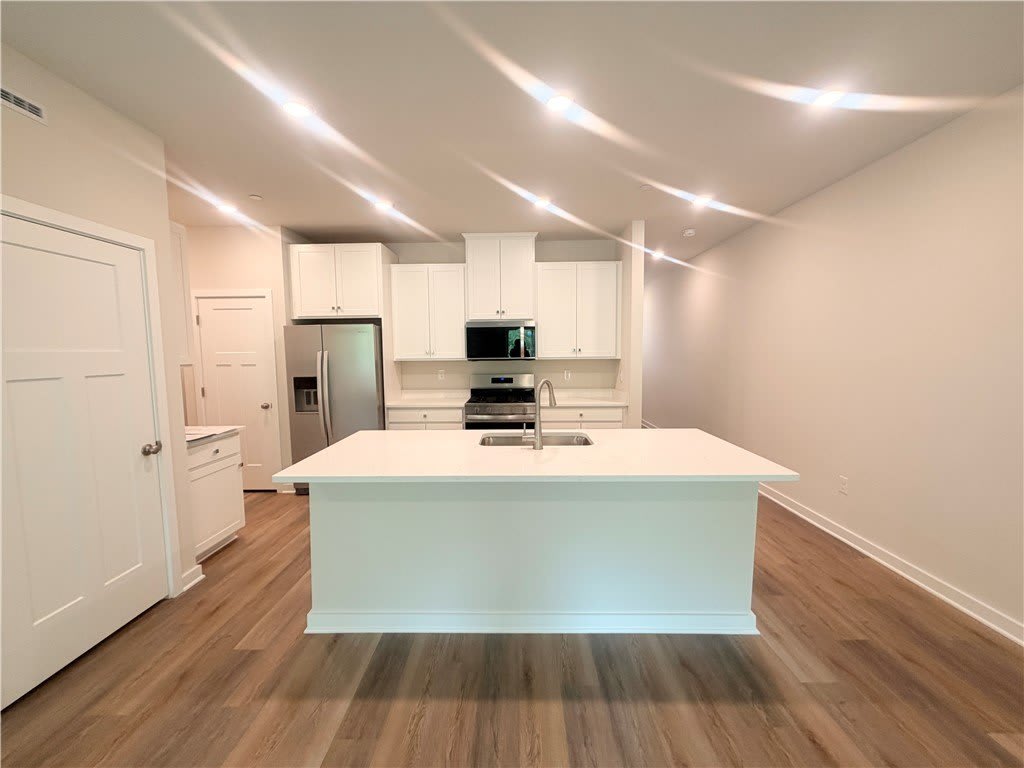 143 scotland ln – photo 4