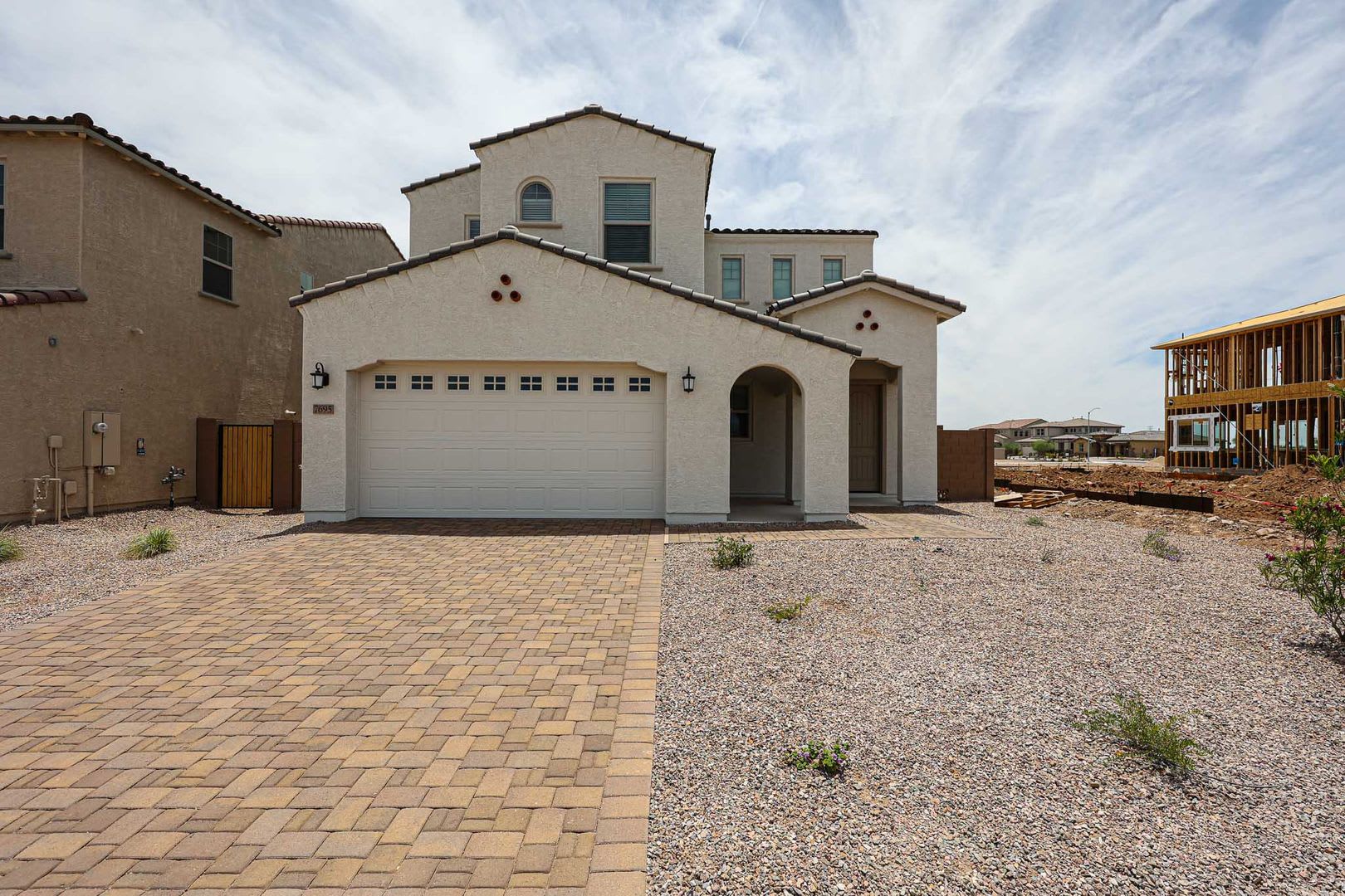 3 Bedroom + Den and Loft in Aloravita Community – photo 1