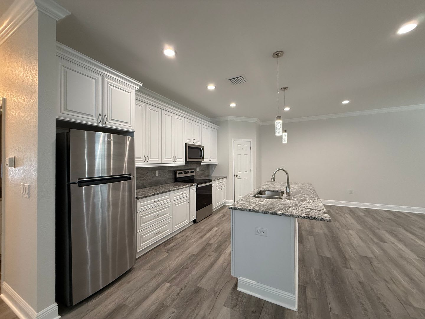 1311 W Washington St – photo 3