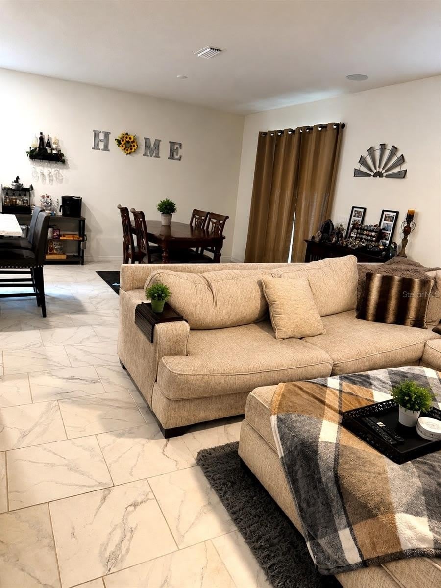 2726 89TH STREET Circle E – photo 3