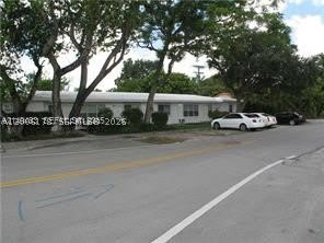 190 NE 90th St – photo 4