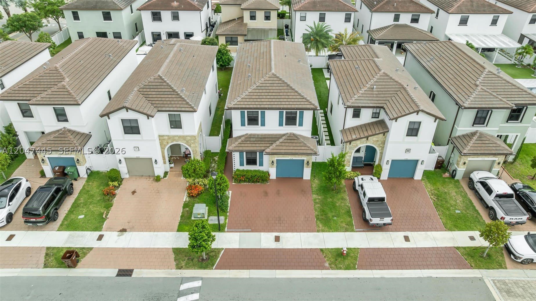3538 W 108th St – photo 2