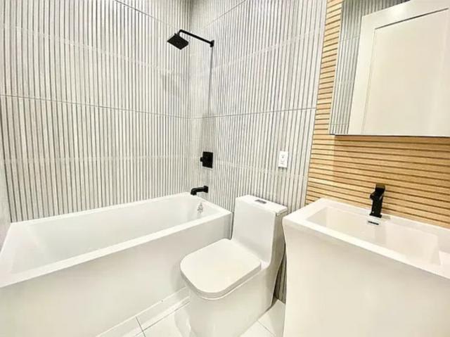 1416 St Marks Ave – photo 4