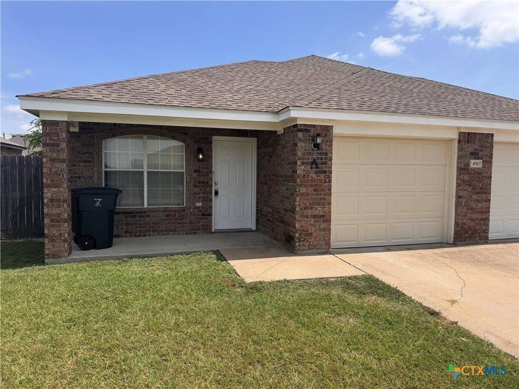 4907 John David Drive – photo 1