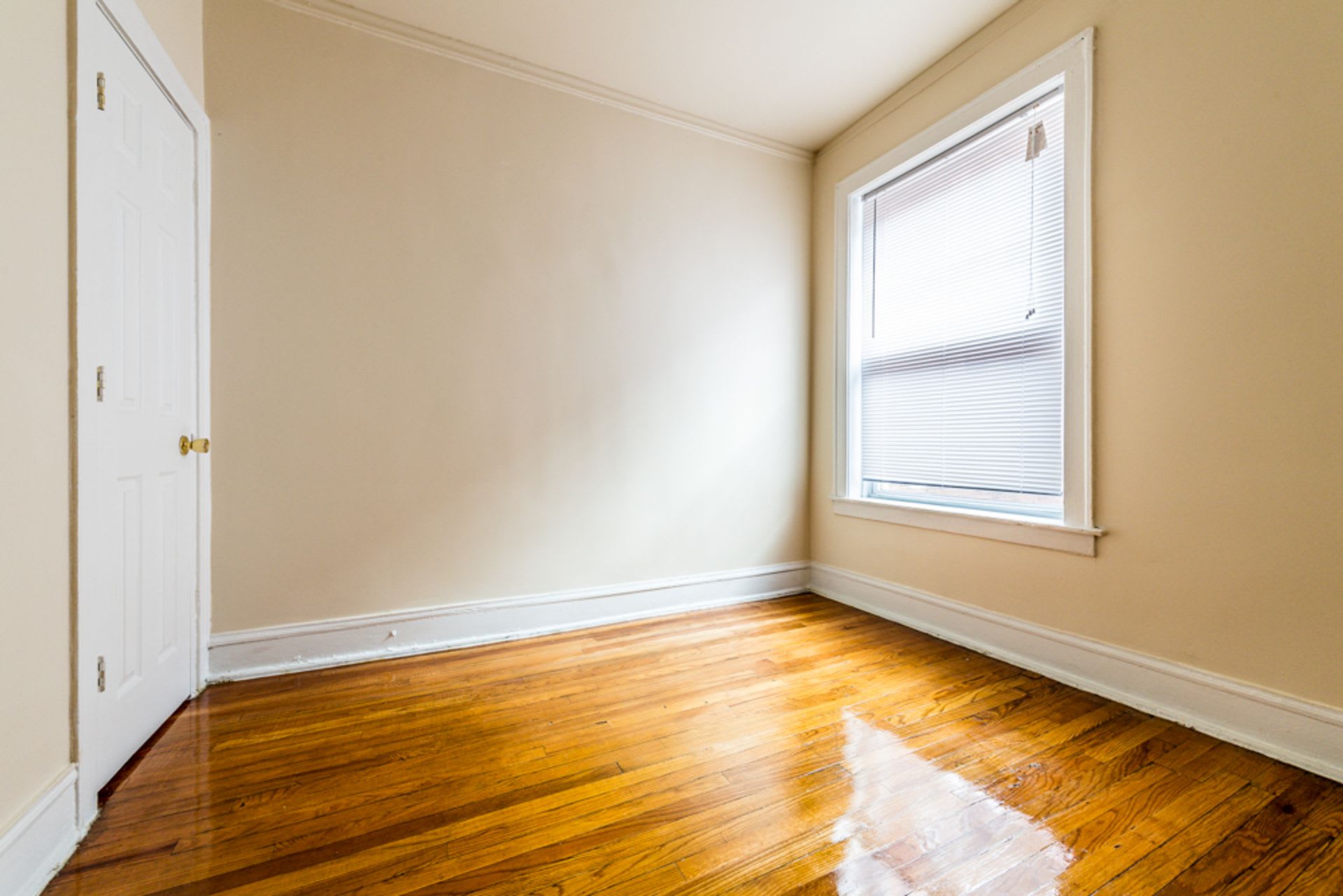 212 E 69th Place – photo 5