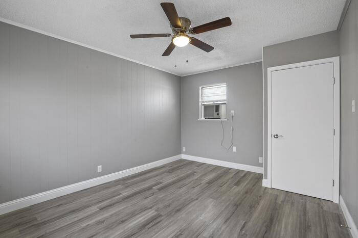 62 Pershing Drive 1 – photo 4