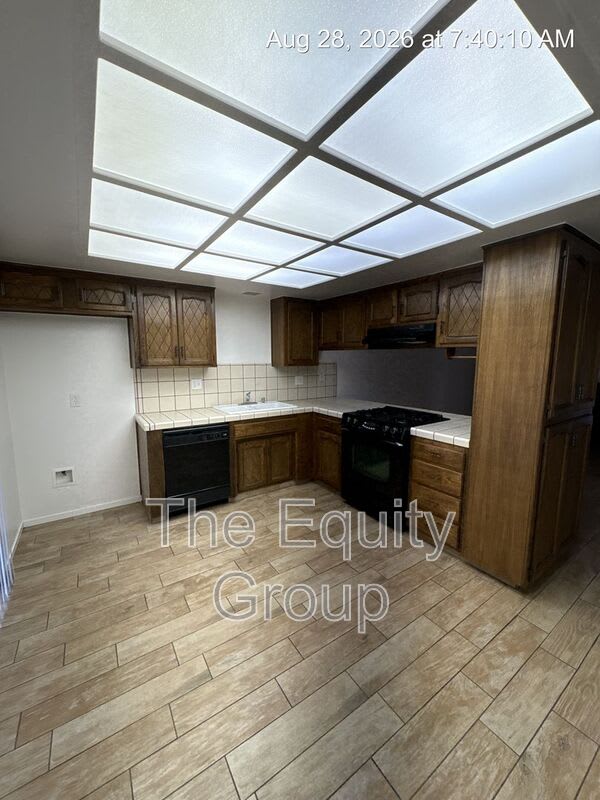 2025 South Pinkham Rd – photo 4