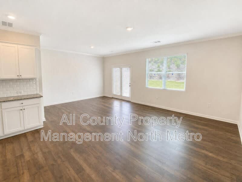 2715 Poppy Court – photo 2