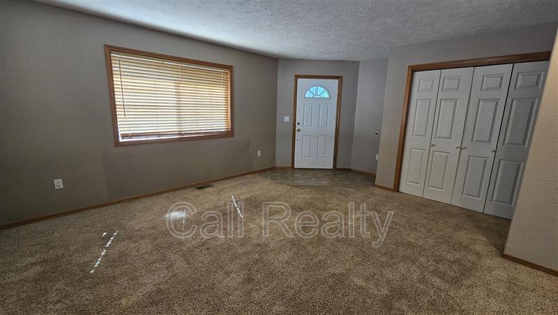 3127 E 18th Ave – photo 5