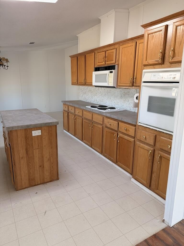 8800 W County Rd 166 – photo 4