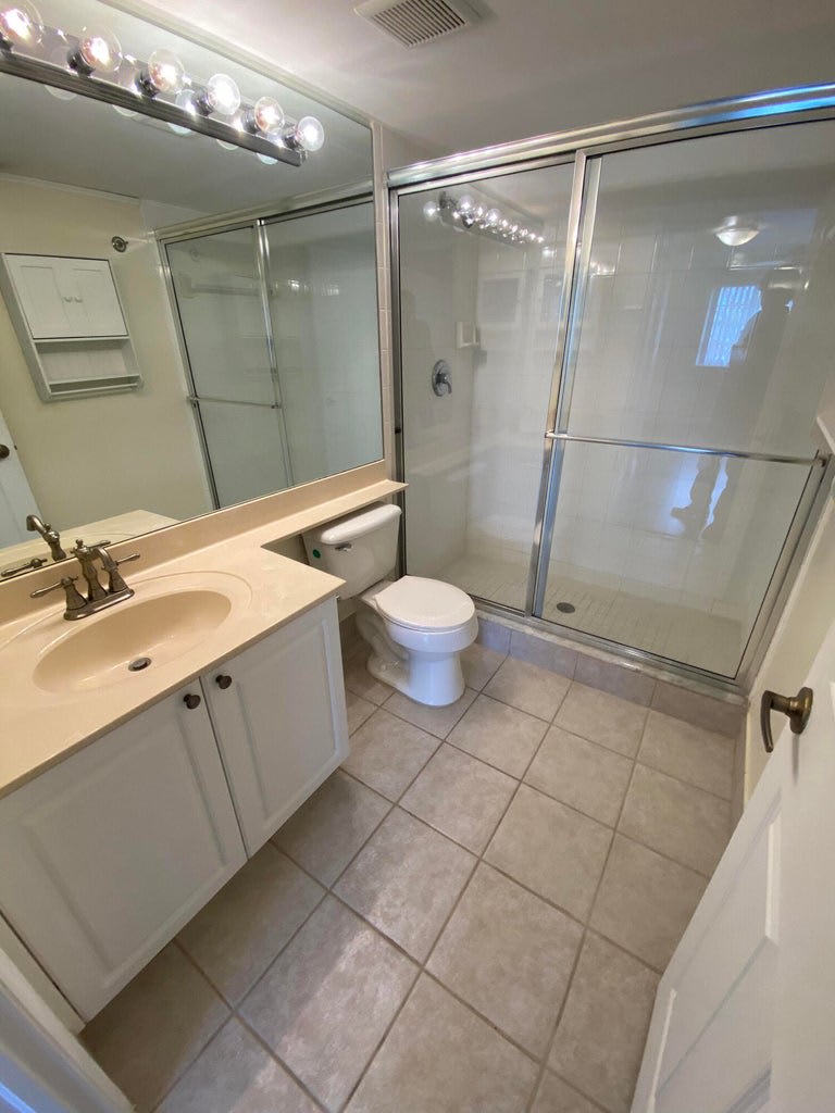 1100 Crestwood Ct S – photo 4
