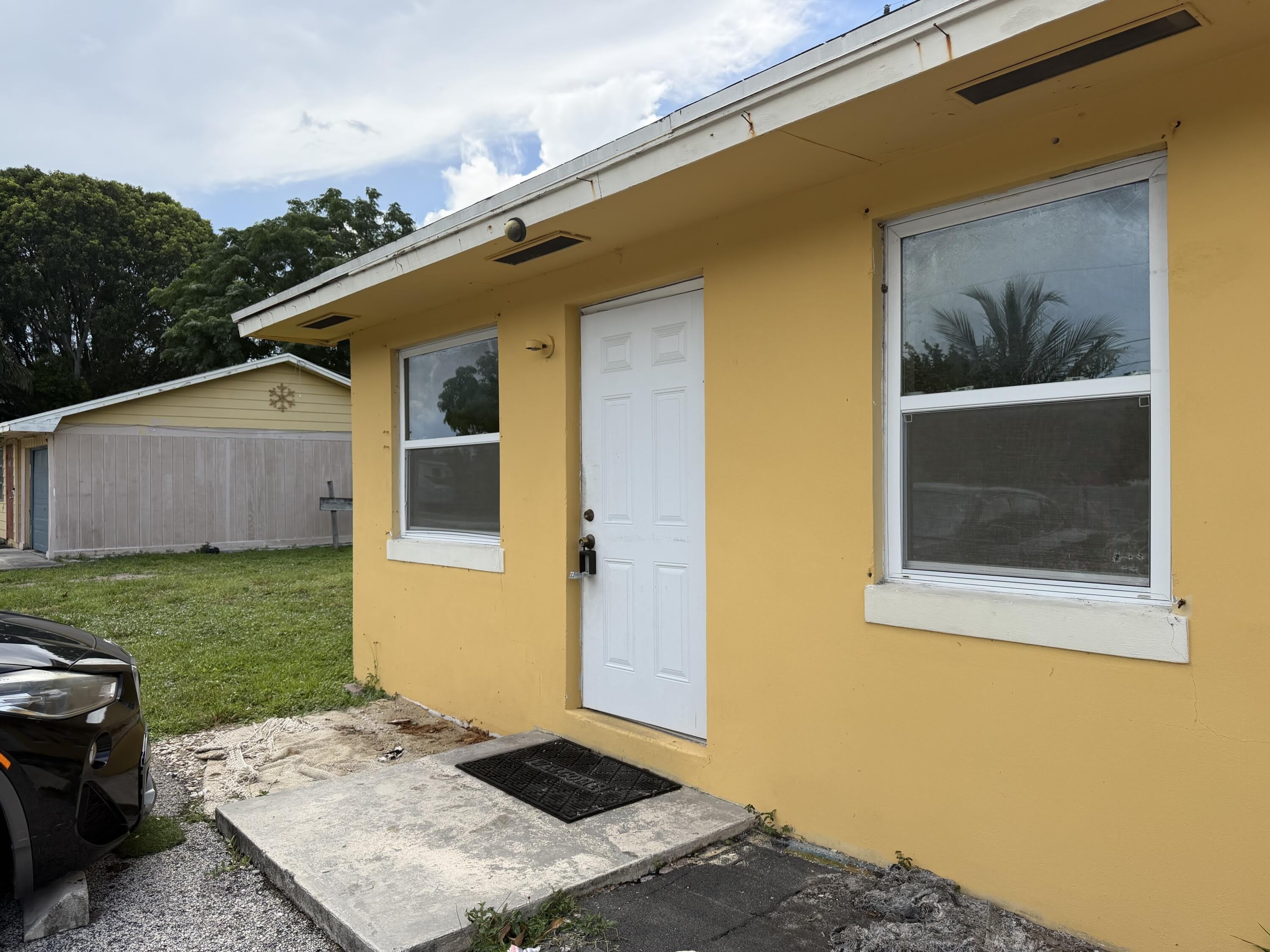 3656 Coconut Road – photo 1