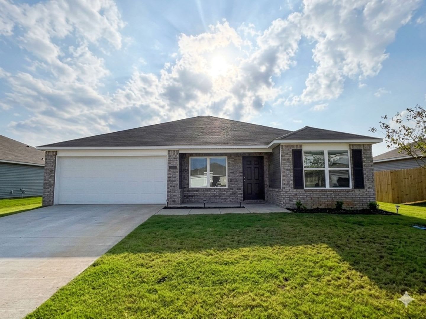 Ranch Style 4 Bed 2 Bath Pea Ridge – photo 1