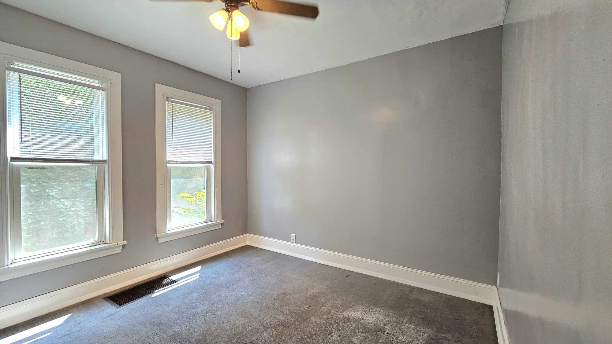 2408 Franklin St – photo 4