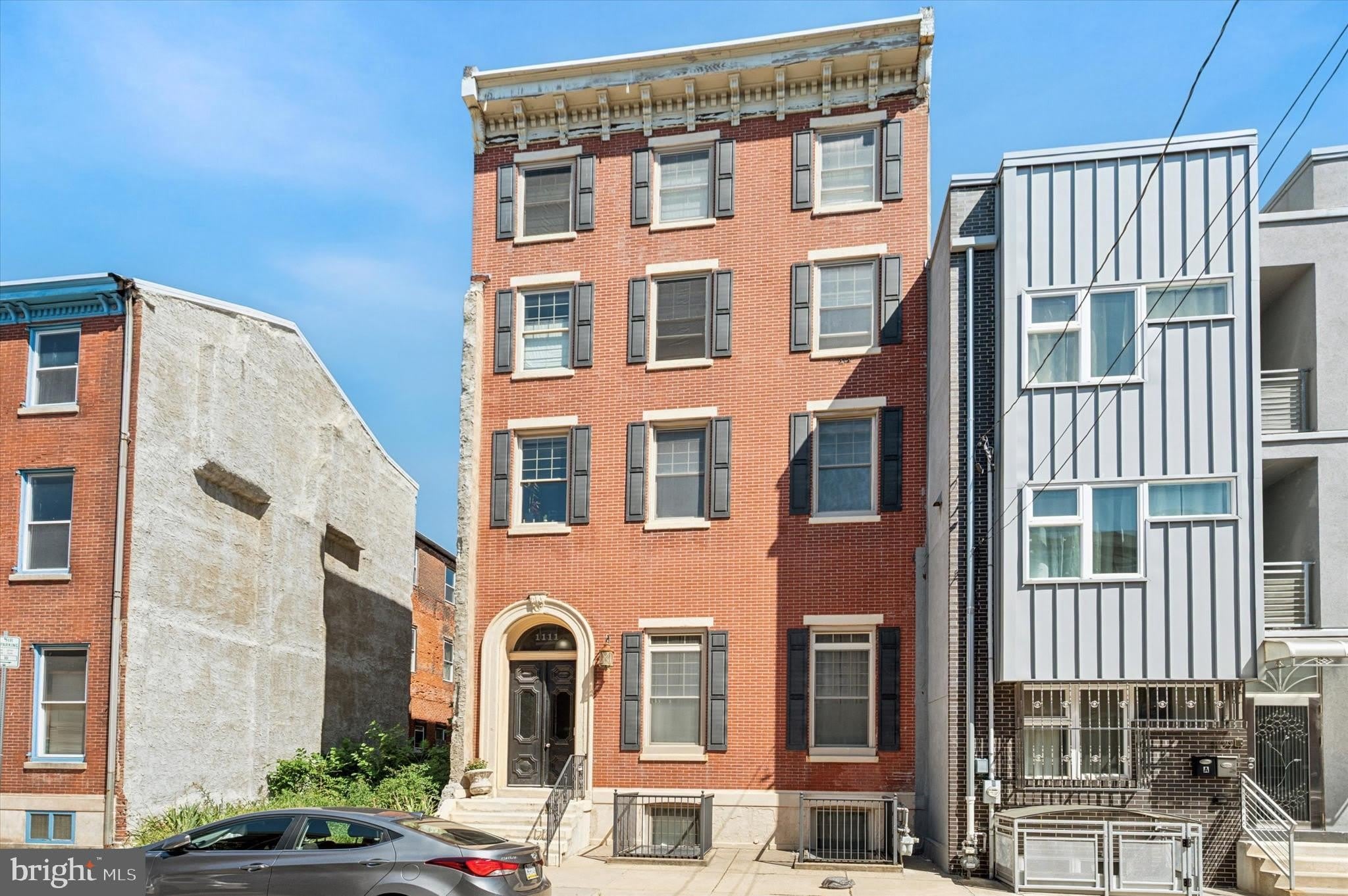 1111 MOUNT VERNON Street – photo 2