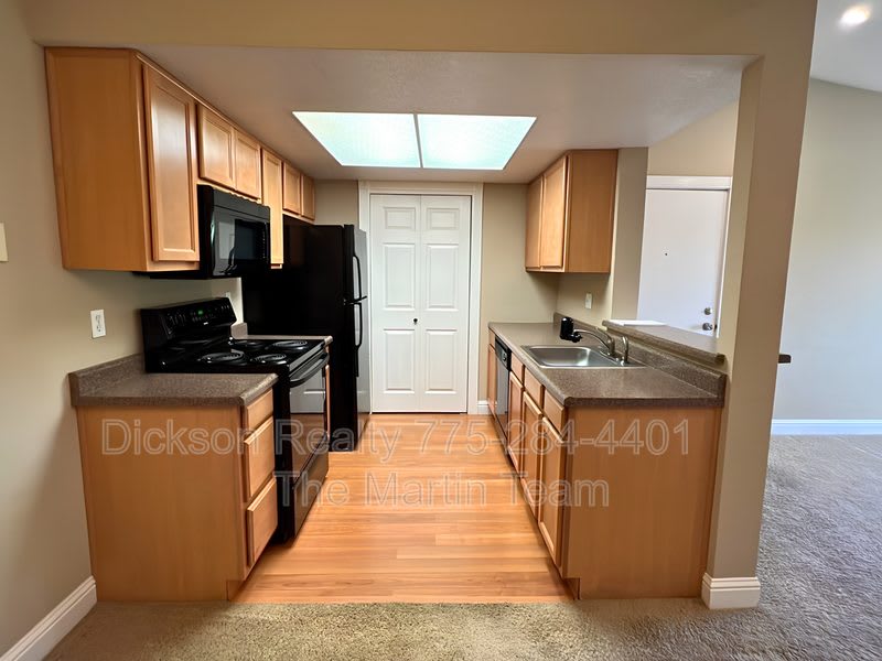 530 E Patriot Boulevard – photo 4