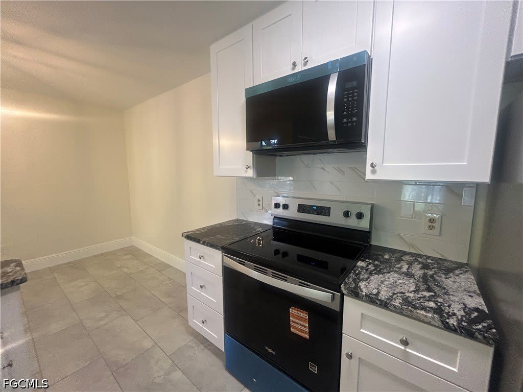 2875 Winkler Avenue – photo 4