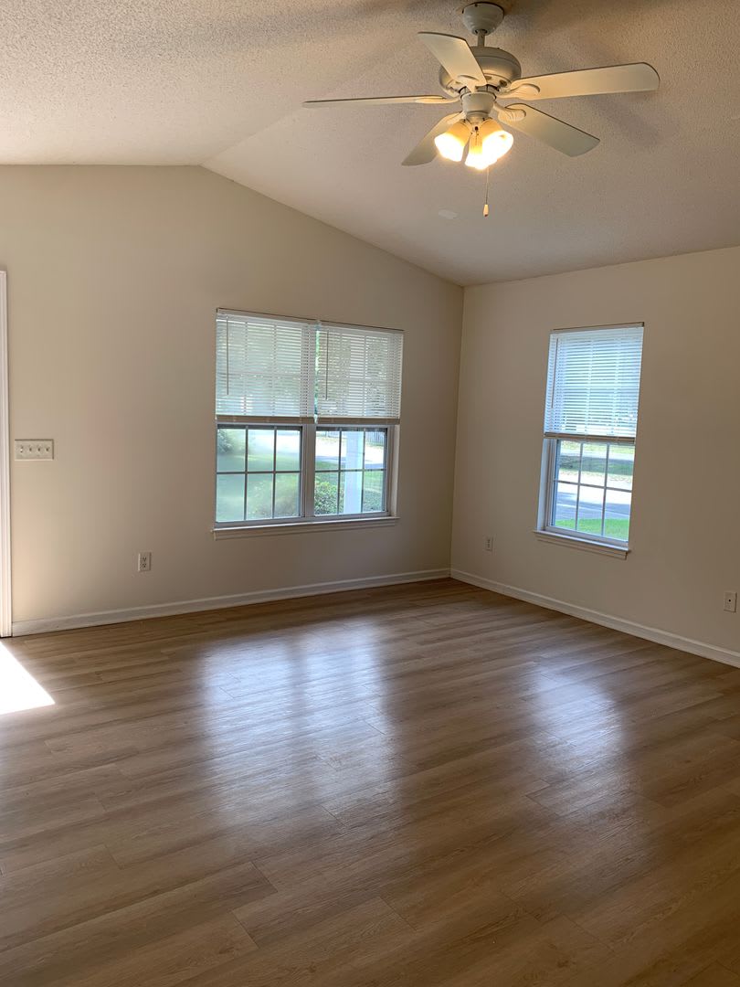 3 Bedroom, 2 Bath House on Masonboro Loop! – photo 5